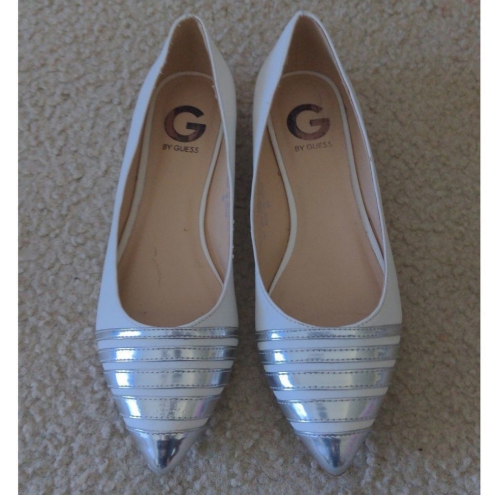 G by Guess Silver & White Flats Size 8